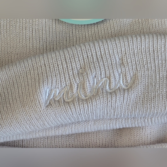 Pearhead White Mom and Baby Beanie Matching Set Mini and Mama - Picture 2 of 5